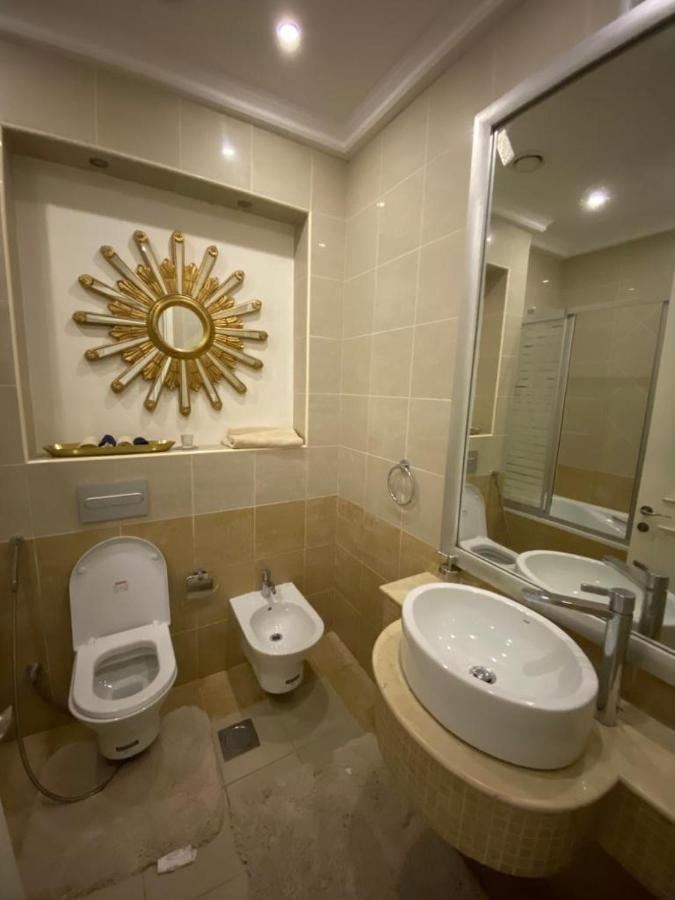 اجنحة فرزاتشي داماك Damac Apartment *